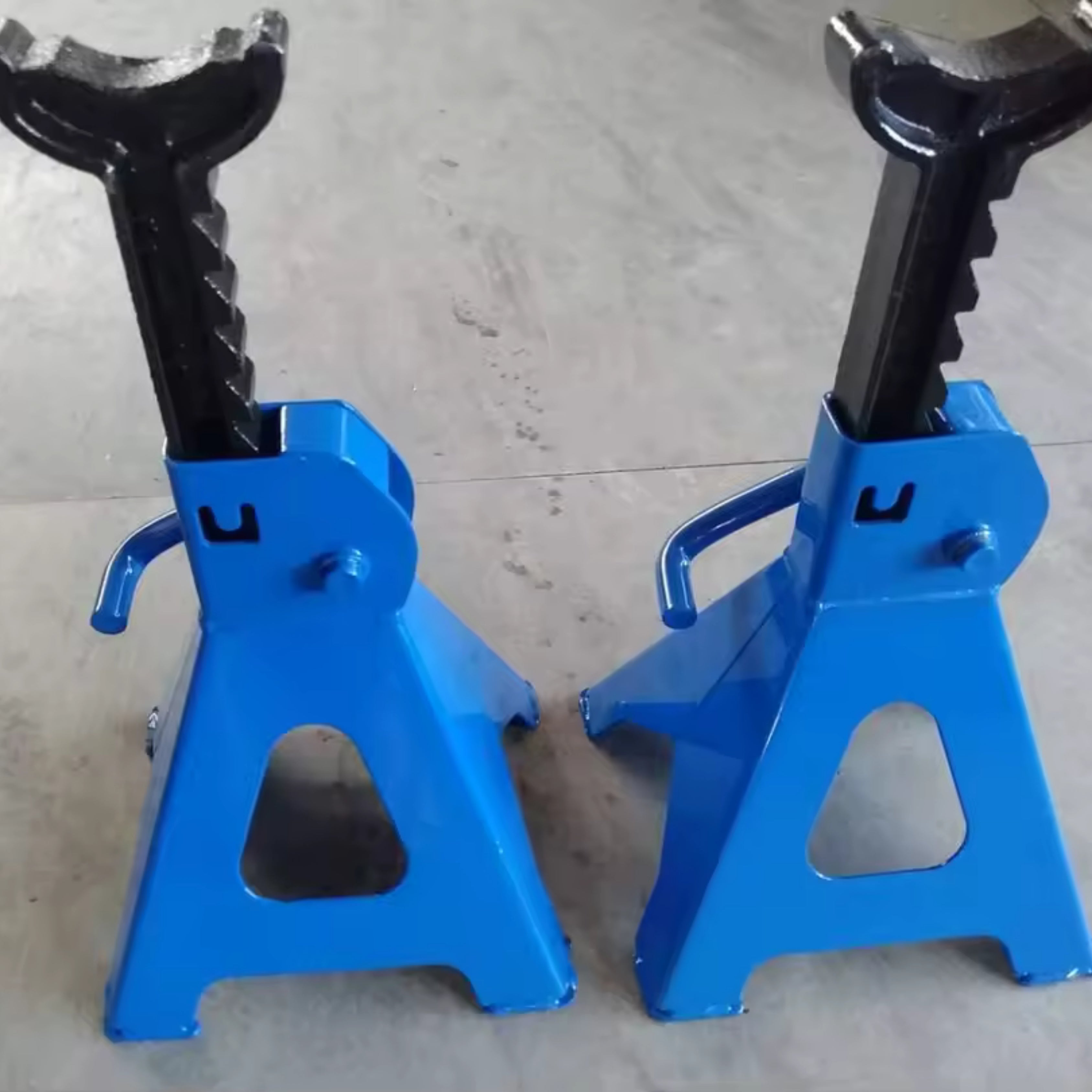 DayPlus TitanLift 3T Axle Stands